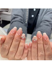 花びらネイル