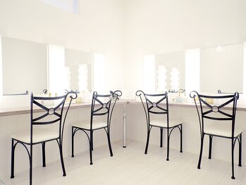 ティアラ 神戸元町店(tiara)/tiata神戸元町店