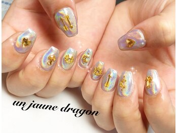 アン ジョーヌドラゴ/ユニコーン×スタッズネイル