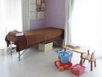 ボヌールの写真/完全個室のマンツーマン施術のためお子様同伴でも安心♪おもちゃあり/キッズスペース完備