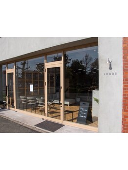 駅から徒歩５分のサロン