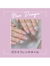 ガラスフレンチネイル