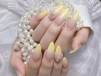ミナ 渋谷店(Mina)の写真/SNS映え間違いなし！大切な日には華やかで特別なネイルを♪【持ち込みOK！やり放題120分￥10500】オフ無料