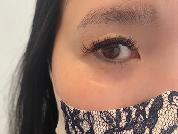 ブランシェ(blanche)の写真/《フラットラッシュ》でナチュラル上品なお目元に◎自まつげが少ない…等お悩みの方のお任せください♪