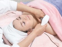 アロマプラス鍼灸院/フェイシャルの様子