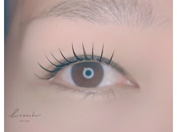 ブローチ(BRooCH)の写真/モチが良いで話題！？自まつ毛を傷めず、一本一本丁寧に装着していくから、綺麗な状態を長くキープ♪