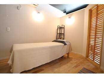 モガミヤ(MOGAMIYA)/院内