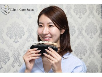 ライトケアサロン 渋谷店(Light Care Salon)/３ 施術前の色測り