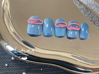 ローラポンポニー(Laura pomponnee)/BLOKE CORE