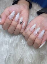 グラム(glam.)/