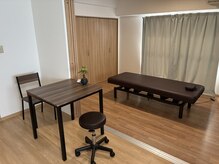 青山筋膜整体 理学BODY 奈良王寺店の雰囲気(店内は完全個室の空間)