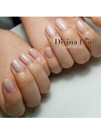 グレージュオフィスネイル