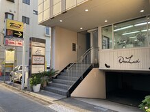 ディア ラッシュ(Dea Lash)/【道案内】7.階段上がって入り口