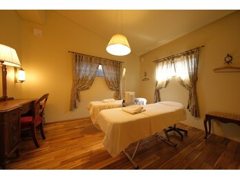 ポーラ 新居浜店(POLA)/旅するような非日常。イギリス