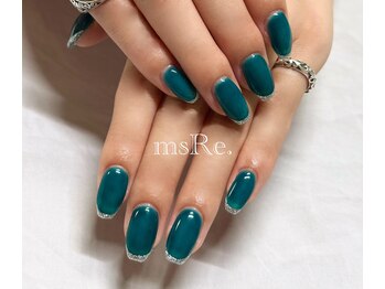 きらきらフレンチネイル