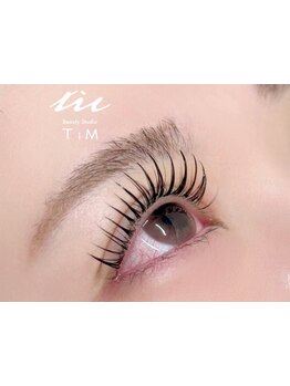 ナチュラル上品な目元にしたい