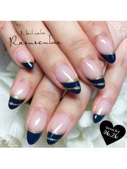 ラナンキュラス(Ranunculus)/大人☆ネイビーフレンチ!!