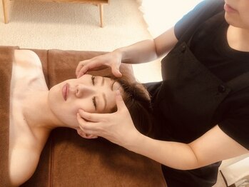 プリマリエヌ(Primari N)/小顔マッサージ