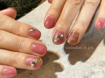 ネイルサロン アージュ(Nail Salon A jyu)/スモーキーピンクネイル