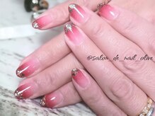 サロン ド ネイル オリーブ/カラグラ（ラメ追加）