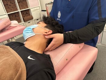 ゼロスポ鍼灸 整骨院 吉塚/寝違えもお任せください