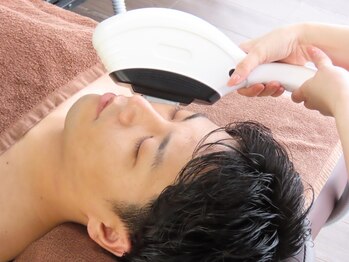 ポノ(pono)の写真/メンズ脱毛はマスト!《初回お顔&VIO脱毛込み全身脱毛8500円～》長年悩んだ青ヒゲともお別れ!全身も超お得☆