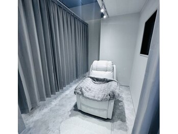 アイブロウ眉毛サロン Mond 新宿店【眉毛専門店】/美眉アイブロウWAX*個室空間