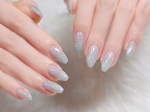 ノエル ネイル(NOEL)/水色でクールに可愛く