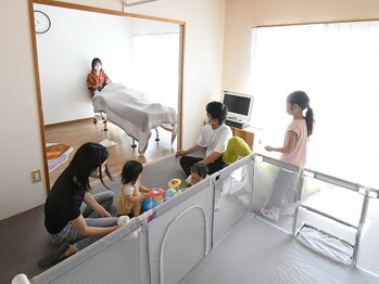 カエラ(caela)/お子様連れ大歓迎サロン