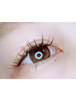 ボリュームのある目元にしたい