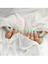 アン ジョーヌドラゴ/【自爪ネイル】フレンチネイル