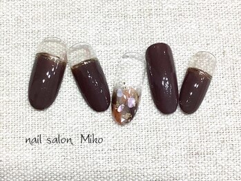 ミコ(Miko)/12月 定額デザイン¥6,900