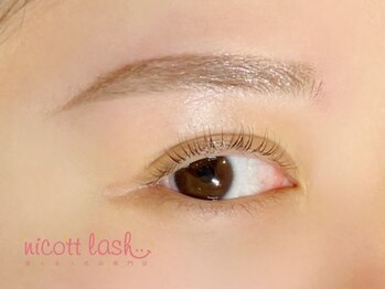 ニコットラッシュ 神戸マルイ店(nicott lash)/眉毛アイブロウ/間引き/神戸三宮