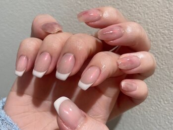 ネイルアバンス 大阪梅田店(Nail AVANCE.)の写真/【大阪駅うめきた公園前】上品×上質×シンプルなデザイン多数◎お肌に似合うカラーを色混ぜして作ります♪