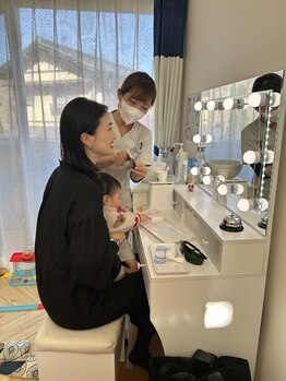 ホワイトニングビューティー 市川妙典店/お子さんも一緒にカウンセリング