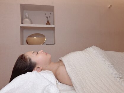 Hari&美容エステサロン【フェイシャル・毛穴・ハーブピーリング】の写真