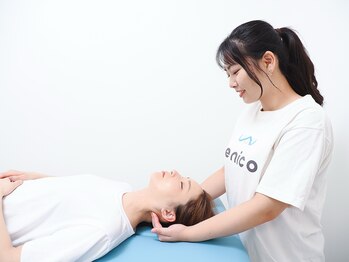 レニコ 三宮店(renico)の写真/忙しいけど体の痛さ辛さから解放されたい方におススメ★
営業時間【7時ー21時】renicoの整体で根本改善!!