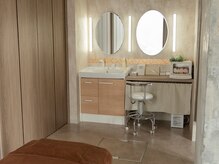 鍼灸接骨院 心凪(ミナギ)/化粧直しスペース