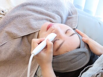 ムー(muu)の写真/変化に感動!セットでお得に《ハイドロ水素毛穴洗浄×まつげパーマ7500円》まつ毛×毛穴洗浄で月1お手入れ♪