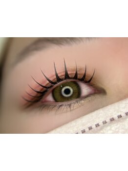 ボリュームのある目元にしたい