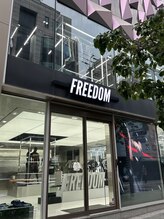 クレアシア フィットネス ジム(CREAXIA FITNESS GYM)/