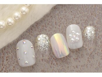 6000円　ホワイト　花パール