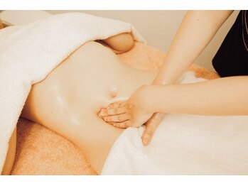 キアラ(Chiara)/お腹マッサージ☆