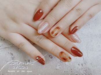 フローラネイルサロン/