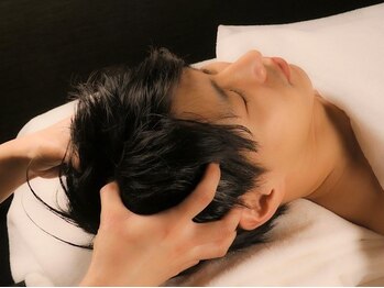エデン トウキョウ(eden TOKYO.)の写真/眼精疲労解消♪目・頭集中ヘッドスパ30分￥3980☆極上のヘッドスパ！気分や体調に合わせて強さが選べる◎