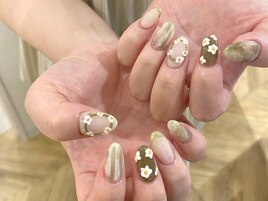 ぷっくりフラワーネイル☆*:.。