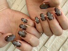 エヌ(N)/個性派/ブラウン/ラインストーン