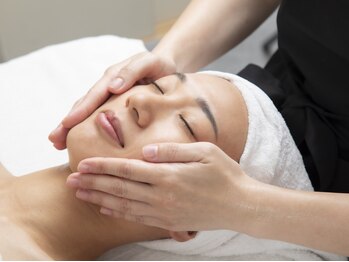 マロウド(malowdo)の写真/【しみケアに多数の実績】あきらめていた悩みにも◎素肌の変化がクセになるフェイスワックスも人気◎