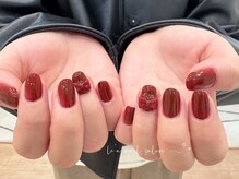 レア(Le'a)/赤系ワンカラー×赤リボン