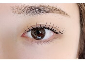 シエル(Ciel)の写真/理想の目元へ導く！ナチュラル～華やかまで◎ブラウンカラーは柔らかく優しい印象に★